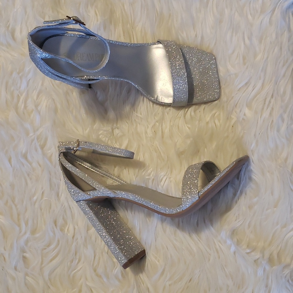 DREAM PAIRS Glitter Chunky Heels